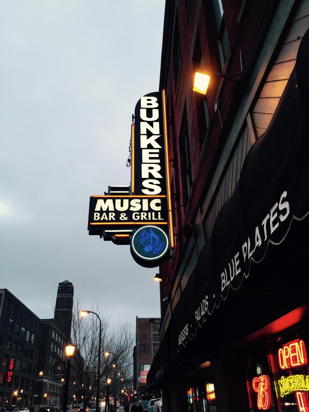 Bunkers Music Bar and Grille