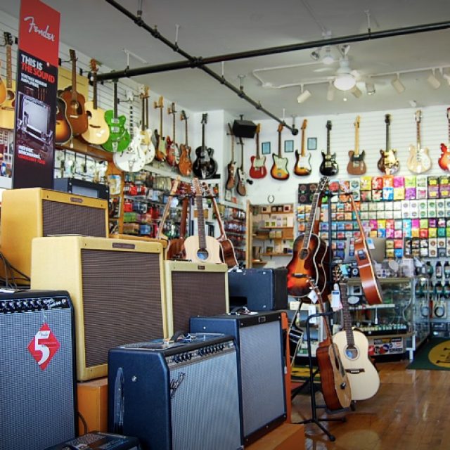 Twin Town Guitars
